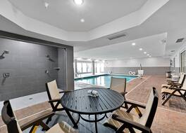 カントリー イン & スイーツ バイ ラディソン ブルーミントン ノーマル エアポート イリノイ