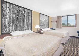 スーパー 8 バイ ウィンダム ウォータータウン 写真