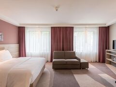 ハンプトン バイ ヒルトン フランクフルト シティ センター イースト 写真