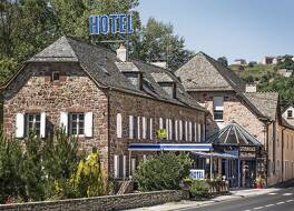 Logis Hôtel Restaurant Les 2 Rives - A75, en bordure de rivière 写真