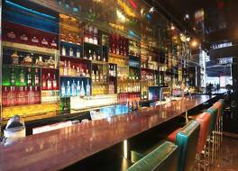 Alexander Hotel 写真