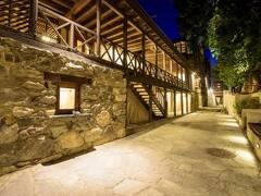 Serena Shigar Fort 写真