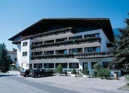 ホテル ツム ピンツガー