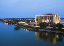 Embassy Suites by Hilton East Peoria Riverfront Hotel & Conference Center