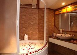 Nega Bonger Hotel 写真