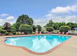 ラマダ バイ ウィンダム マーフリーズボロ 写真