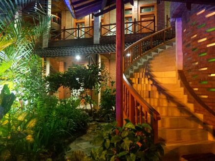 ウィスマ アリーズ ホテル ジョグジャカルタ 写真