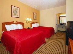 クオリティ イン & スイーツ ディクソン 写真