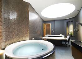 ディヴァン アダナ 写真