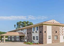 スーパー 8 バイ ウィンダム マディソン