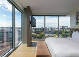 W ナッシュビル