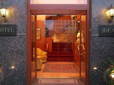 Ideal City Walk 写真