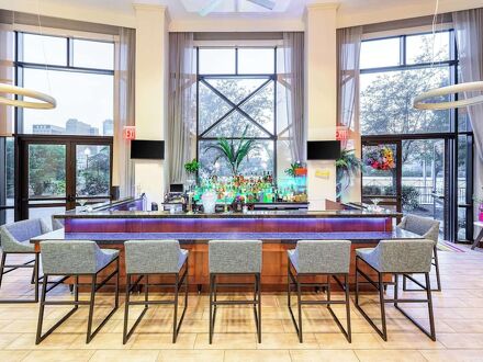 ハンプトン イン & スイーツ ニューアーク ハリソン リバーウォーク 写真