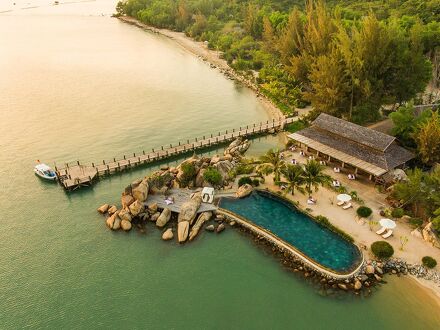 ラリア ニンヴァン ベイ 写真