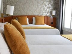 ティモテル オペラ マドレーヌ 写真