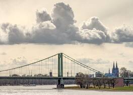 ホリデイ イン エクスプレス ケルン ミュールハイム バイ IHG 写真