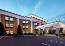 ハンプトン イン レキシントン サウス キーンランド エアポート 写真