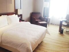 チンタオ フアシ ホテル ジモ 写真