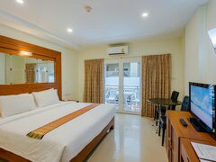 ザ ホワイトハウス コンドテル 写真