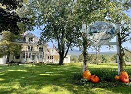 マッド リバー イン 写真