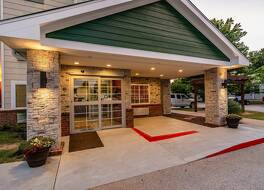 ホームタウン スタジオズ & スイーツ ベントンビル バイ レッド ルーフ 写真