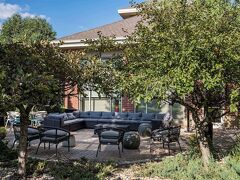 ヒルトン ガーデン イン ロックフォード 写真