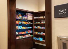 ハンプトン イン ＆ スイーツ ナッシュビル ダウンタウン 写真