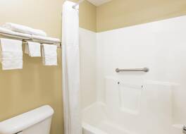 スーパー 8 バイ ウィンダム スー フォールズ 写真