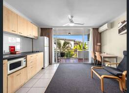 ザ ウェリントン アパートメント ホテル 写真