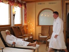 ホテル ポスト カップル 写真