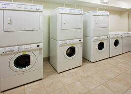 Staybridge Suites Fort Wayne By IHG 写真