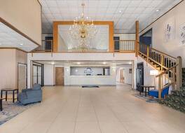 デイズ イン バイ ウィンダム マディソンビル 写真