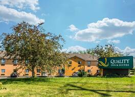 Suburban Studios Mason Hwy 42 写真