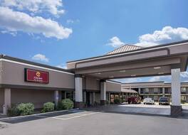 Inn & Suites Russellville I-40