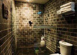 ザ リンデン センター 写真