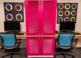 Home2 Suites by Hilton-Bakersfield 写真