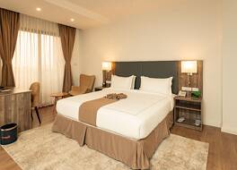 エルモズ ホテル 写真