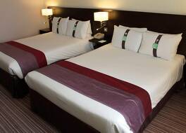 ホリデイ イン スラウ ウィンザー バイ IHG 写真