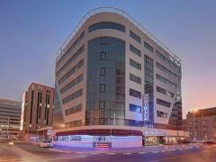 ニアル ホテル 写真