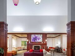 ヒルトン ガーデン イン シカゴ オヘア エアポート ホテル 写真