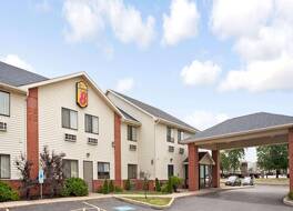 スーパー 8 バイ ウィンダム モニー