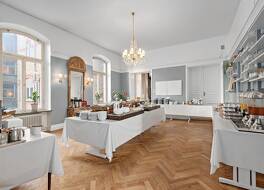 First Hotel Statt 写真