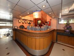 ホテル シュウェ ゴーン ダイン 写真