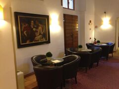 エグゼ インターナショナル パレス 写真