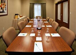 La Quinta Inn & Suites by Wyndham Bannockburn-Deerfield 写真