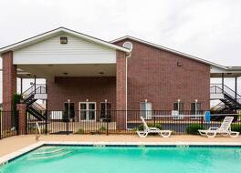 エコノ ロッジ イン & スイーツ サーシー 写真