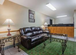 スーパー 8 バイ ウインダム キャロルトン 写真