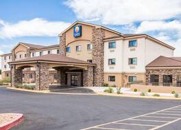 Comfort Inn & Suites Page at Lake Powell