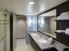 アーヴァ ホイッスラー ホテル 写真