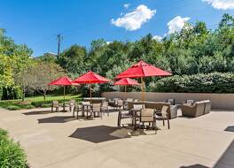 カントリー イン & スイーツ バイ ラディソン エリザベスタウン ケンタッキー 写真